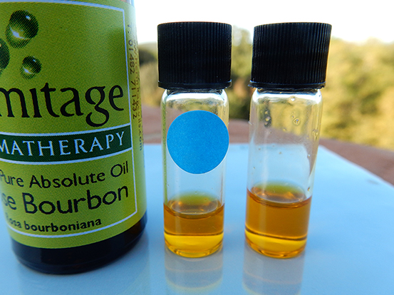 alcohol-and-oil-soluble-rose-bourbon-absolute